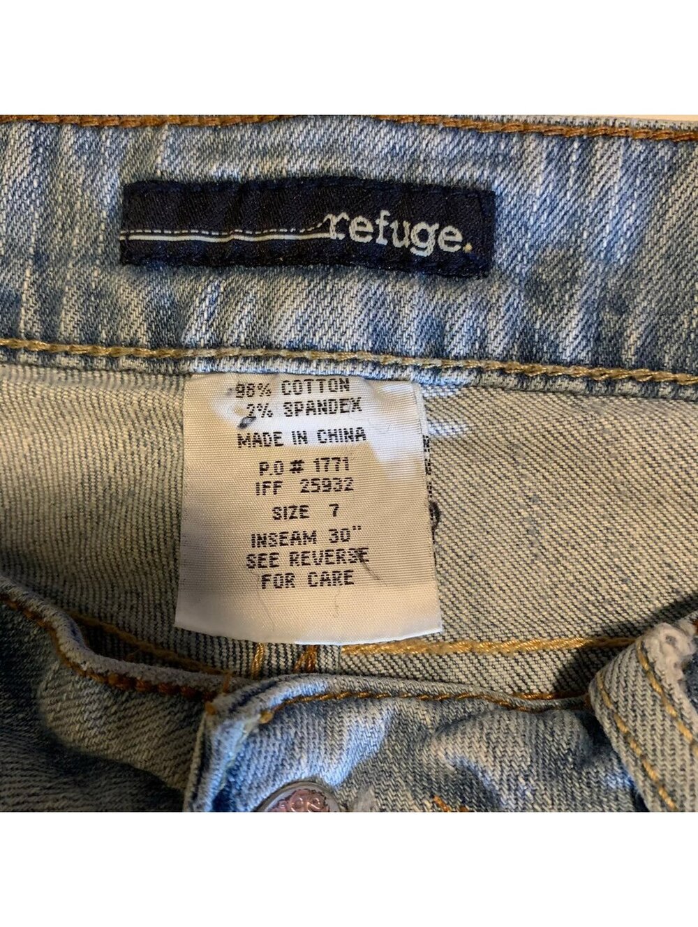 Refuge Light Blue Distressed Jeans Size Waist 29 in. - Picture 9 of 10
